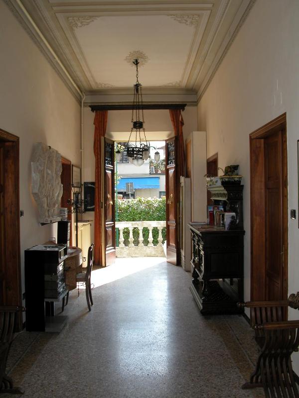 Double Room image 1