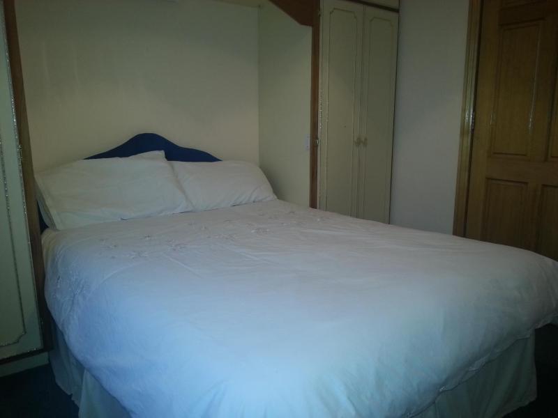 Double Room with Private External Bathroom image 4
