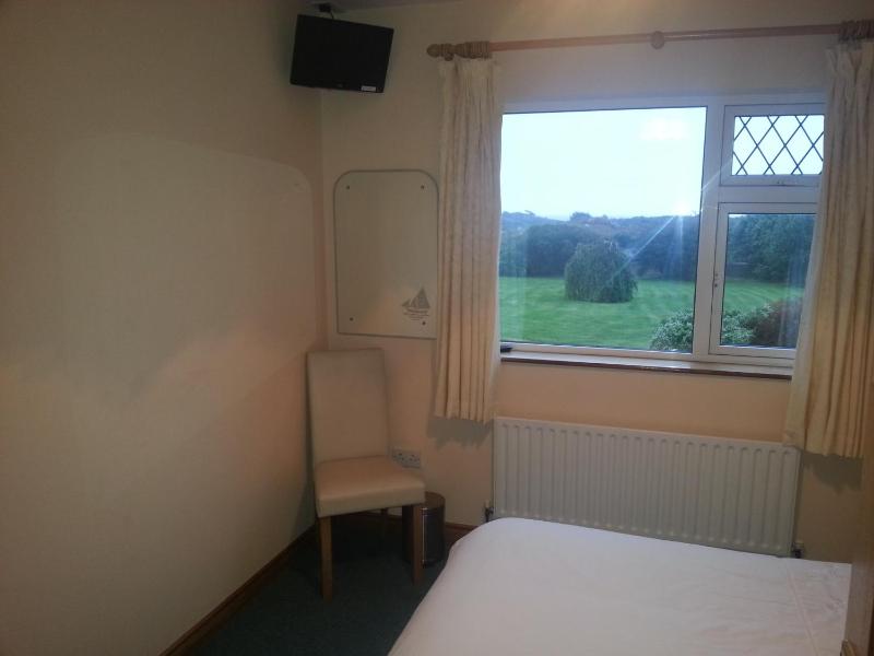 Double Room with Private External Bathroom image 3