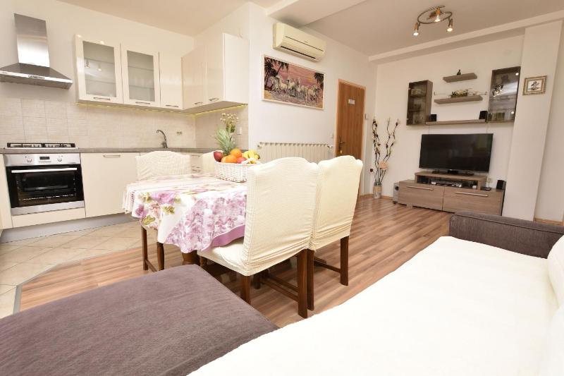 Apartments Brico - image 28
