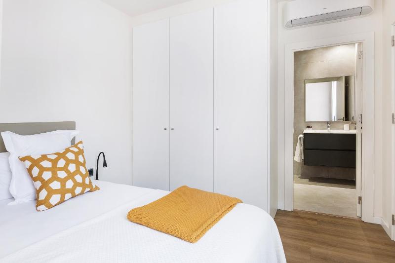 C211 Barcelona - Simaba Group - image 5
