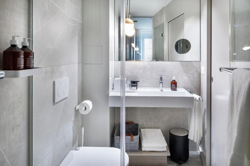 Triple Room image 3