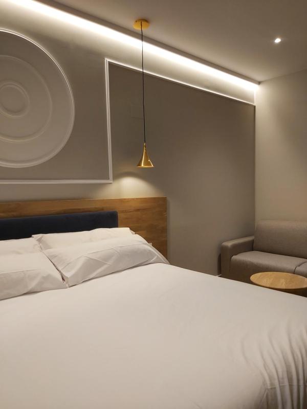 Deluxe Quadruple Room image 1