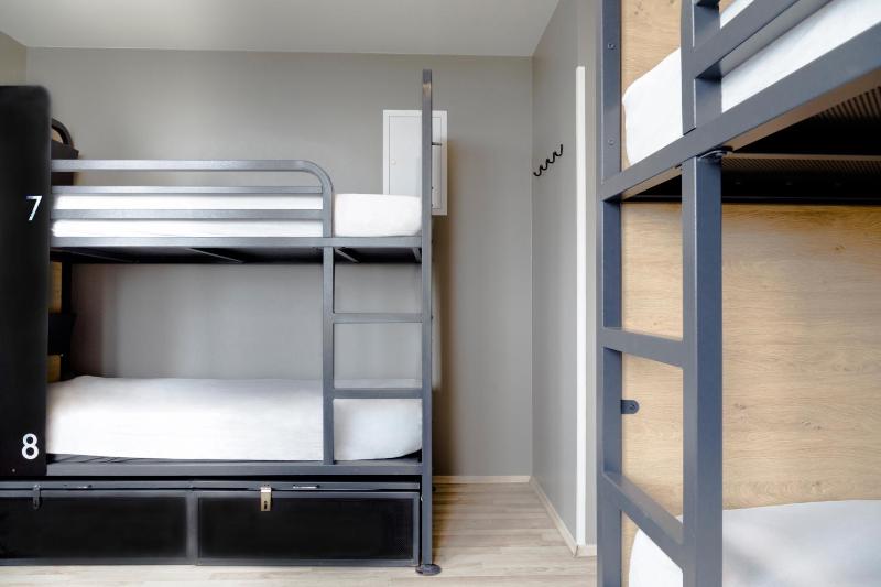 Bed in 8-Bed Mixed Dormitory Room image 2