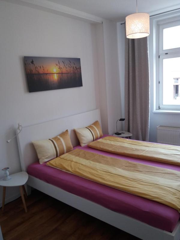One-Bedroom Apartment image 1