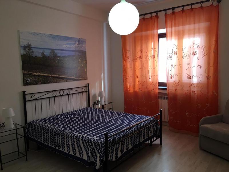 One-Bedroom Apartment image 2