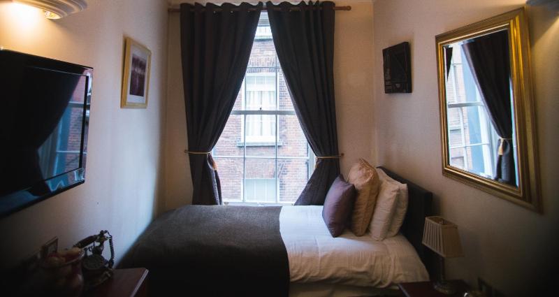 Dublin Citi Hotel of Temple Bar - image 15