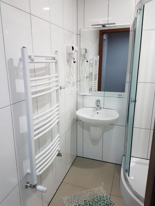 Double Room with Private Bathroom image 3