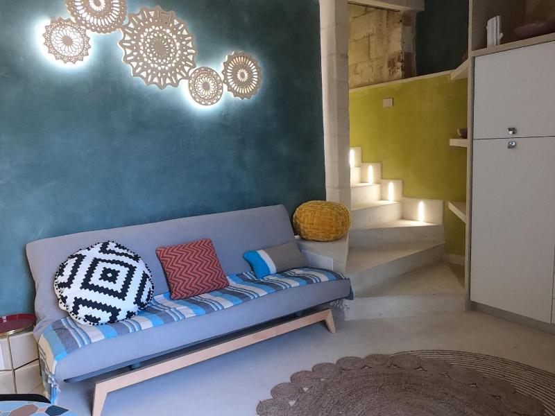 One-Bedroom Apartment image 2