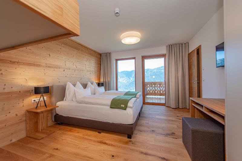 Deluxe Penthouse with Balcony and Panoramic View image 3
