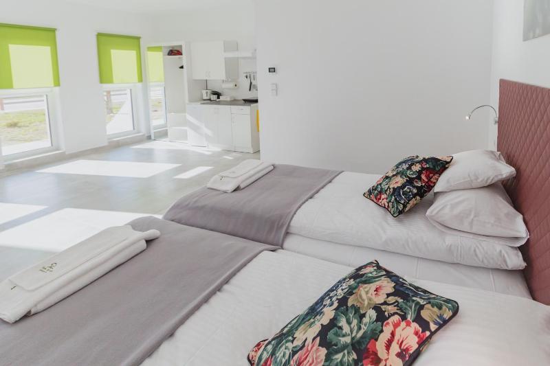 Double or Twin Room with Garden View image 3