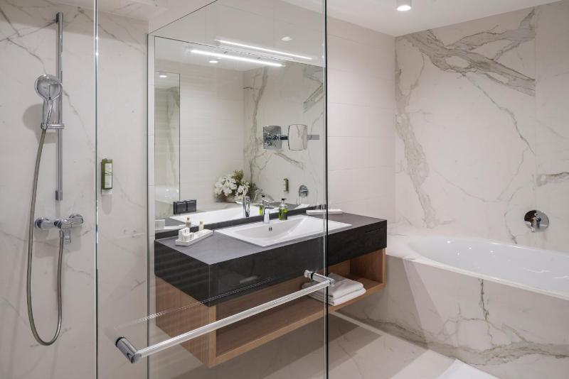 Suite image 3