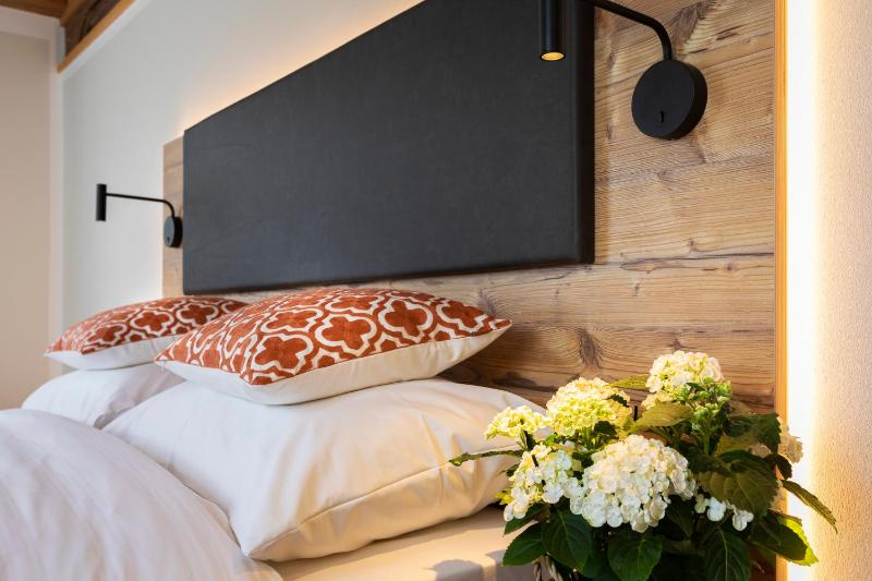 Standard Double Room image 3