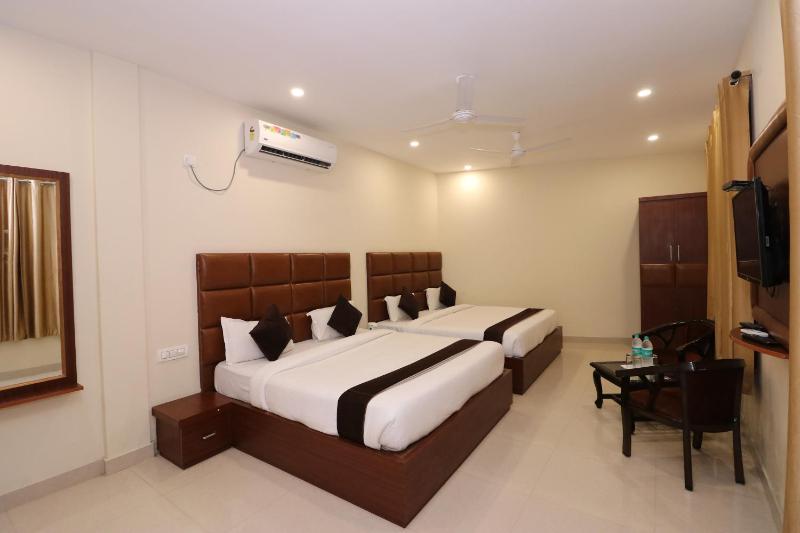 HOTEL DEV GANGA - image 16