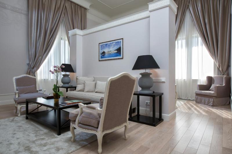 Junior Room image 3