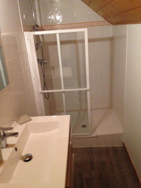 Three-Bedroom Apartment (10 Adults) image 3