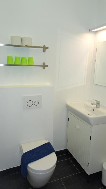 Studio Apartment image 4