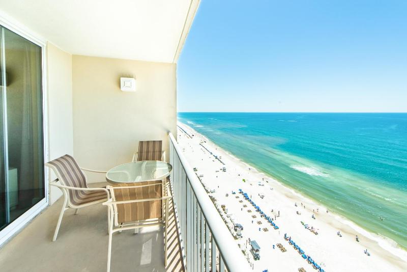 Apartment with Sea View image 1