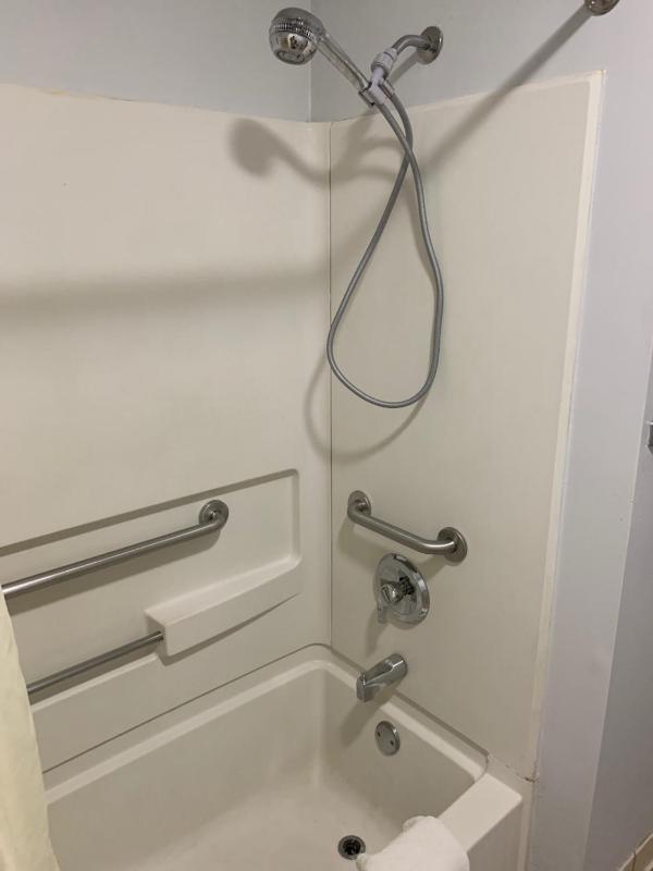 King Room - Disability Access image 3