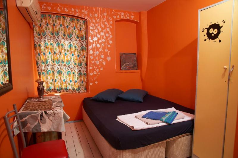 Double Room with Private Bathroom image 3