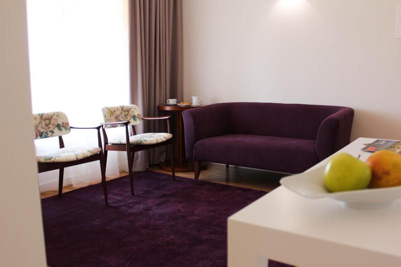King Suite image 2