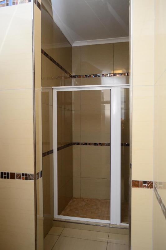 Tudor House Hotel - image 2