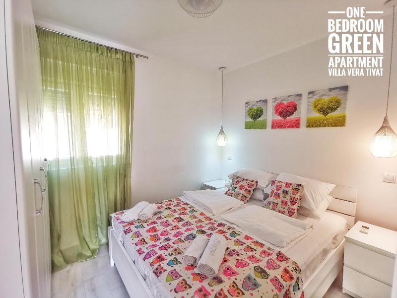 One-Bedroom Apartment with Partial Sea View image 4