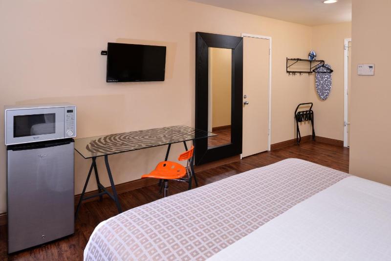 King Room image 4