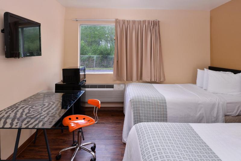 Double Room image 3