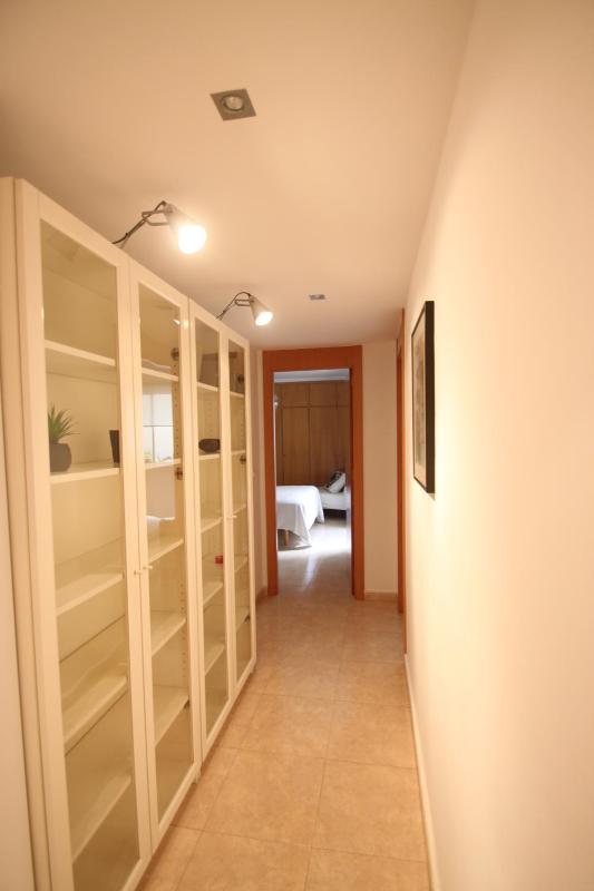 Apartamento Casaturis Playa y Montaña con parking en el centro de Alicante A130 - image 26