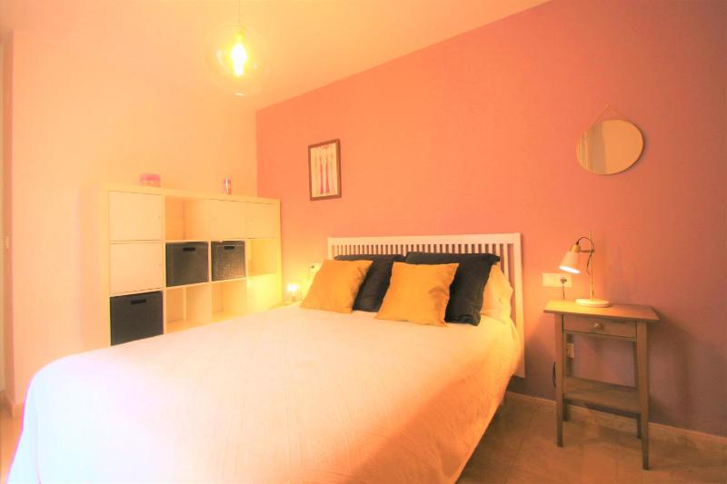Apartamento Casaturis Playa y Montaña con parking en el centro de Alicante A130 - image 29