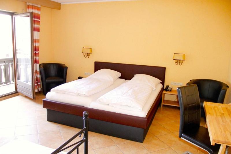 Triple Room image 2