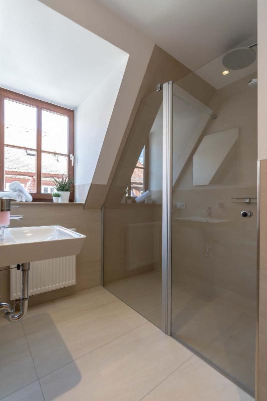 Standard Double Room image 4
