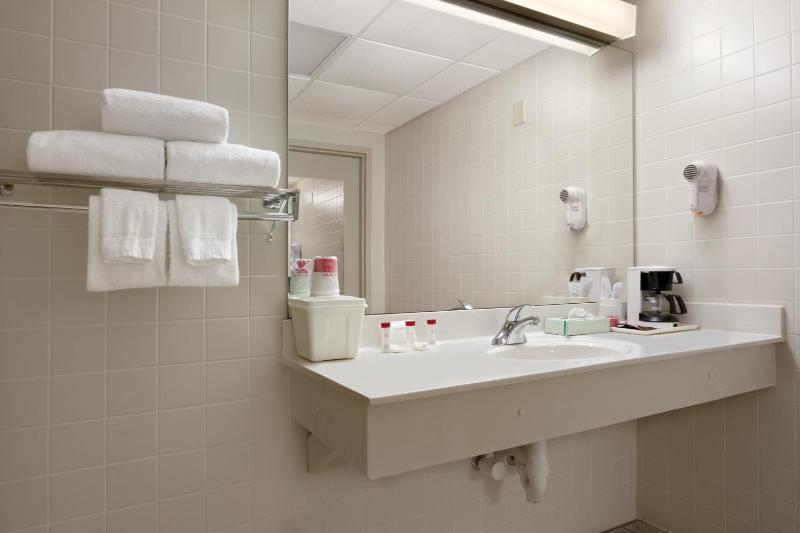 King Room - Non-Smoking image 2