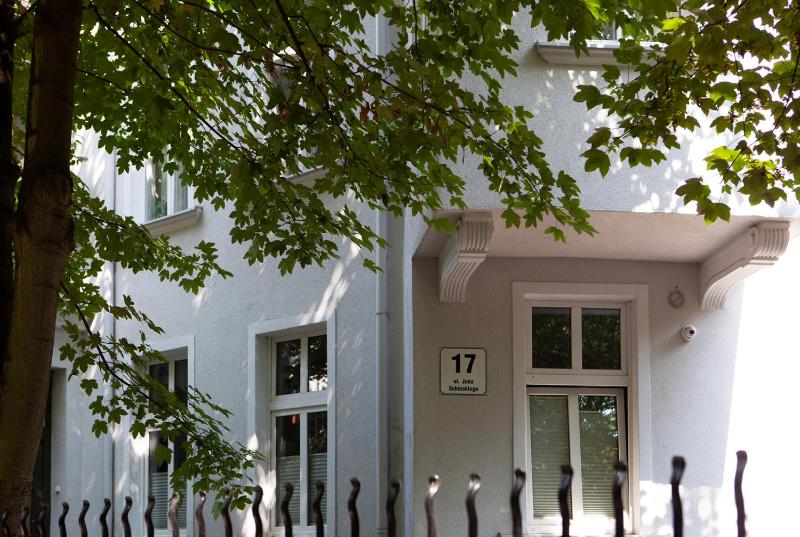 King Sobieski Apartments by OneApartments - image 4