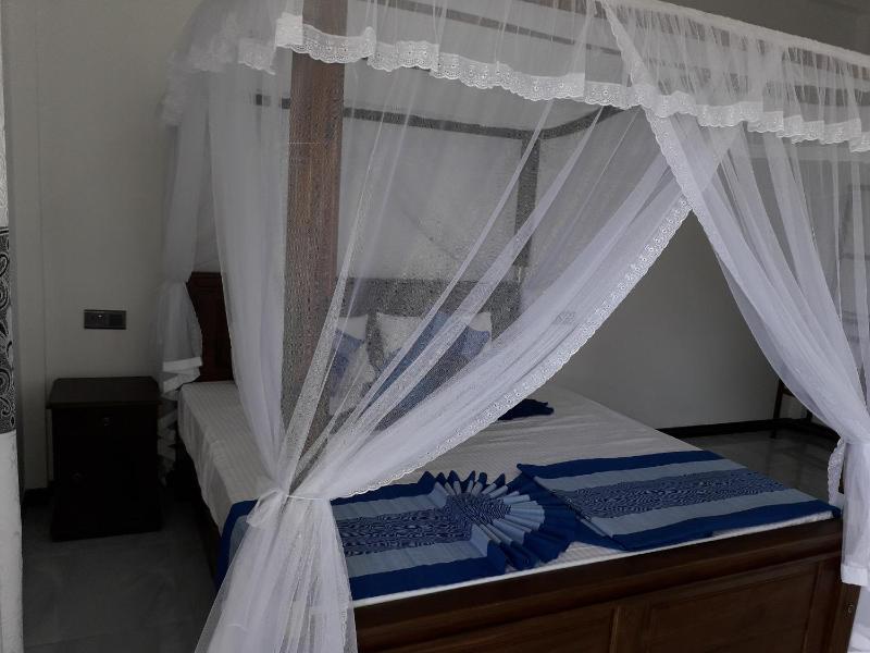 The Wave's Guest House - image 6
