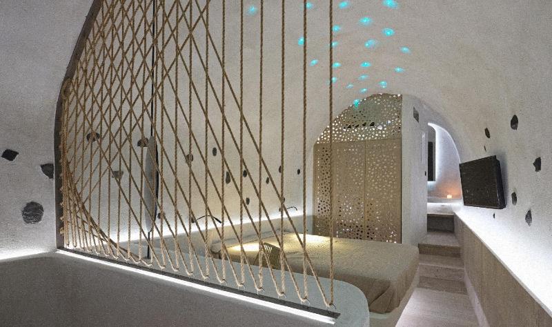 Suite with Private Plung Pool image 2