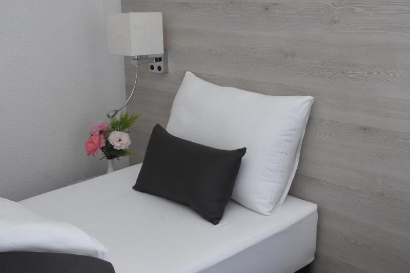 Single Room with Balcony image 1