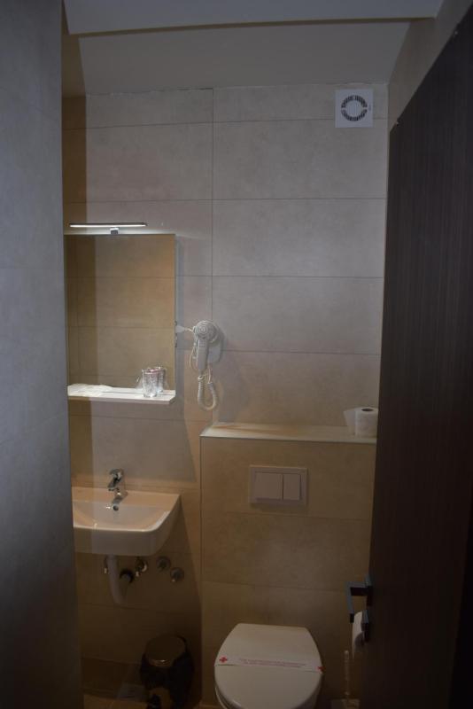 Single Room image 2