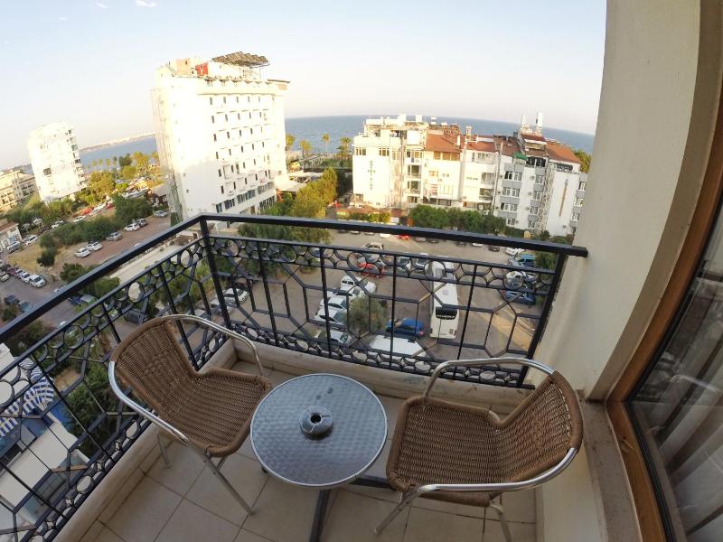 Junior Suite with Sea View image 3