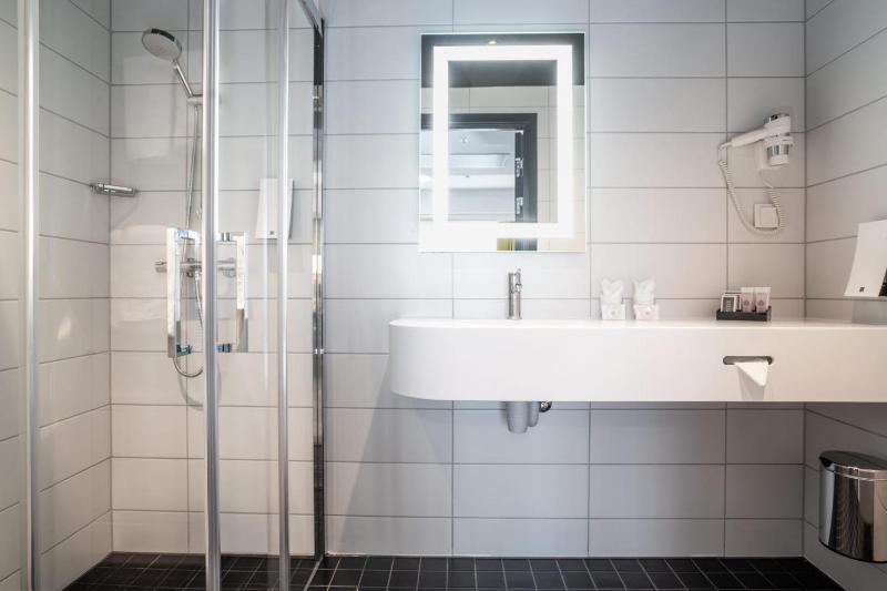 Junior Suite image 2