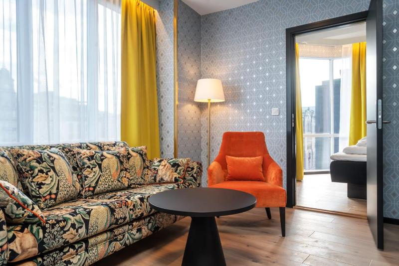 Junior Suite image 4