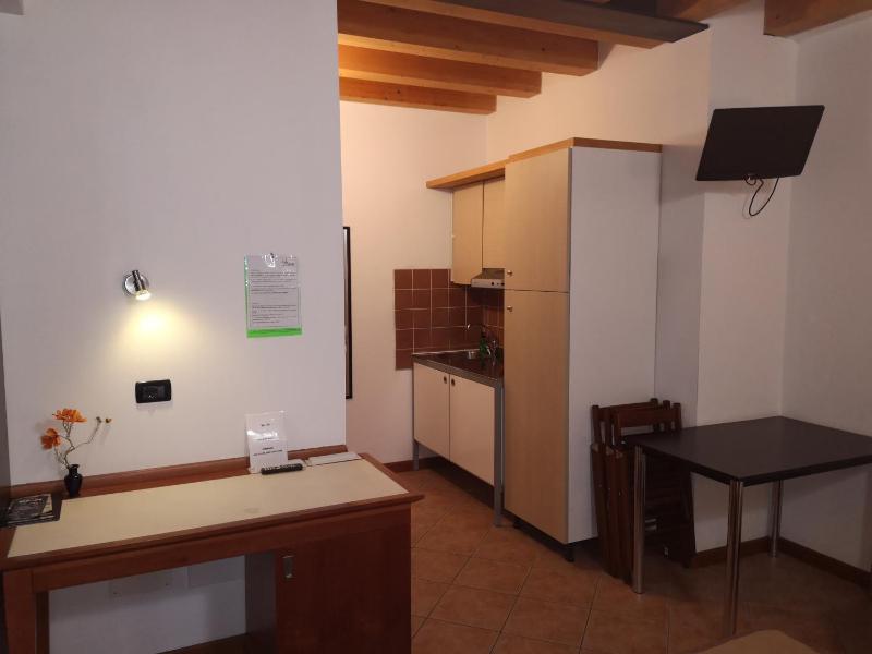 Studio with Terrace image 1