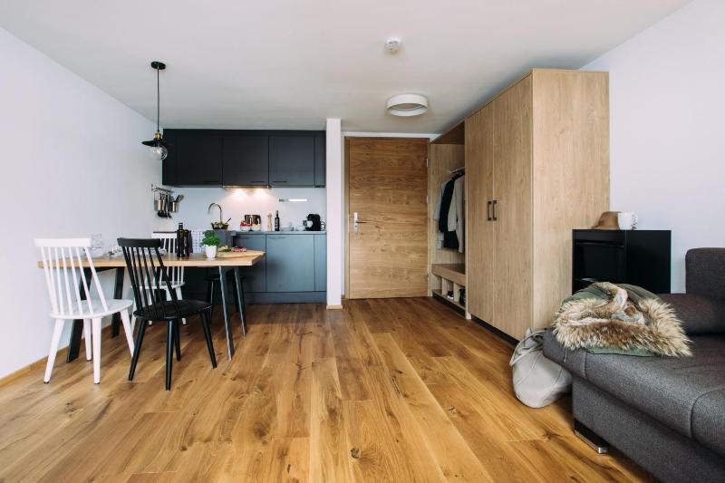 One-Bedroom Apartment with Balcony image 4