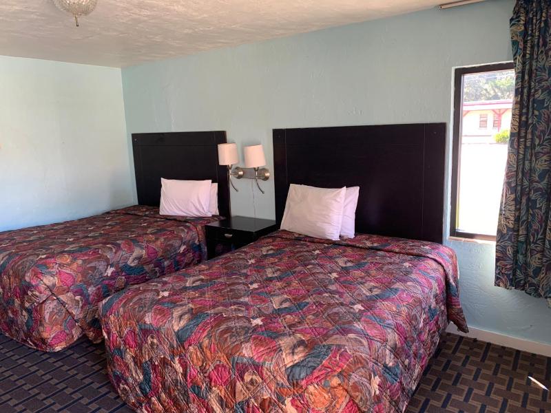 Travel Inn Daytona - image 12