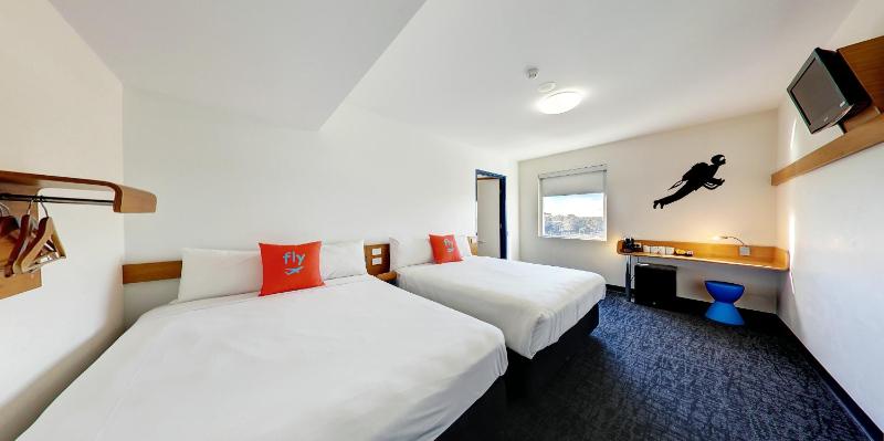 Standard Room with Two Queen Beds image 4
