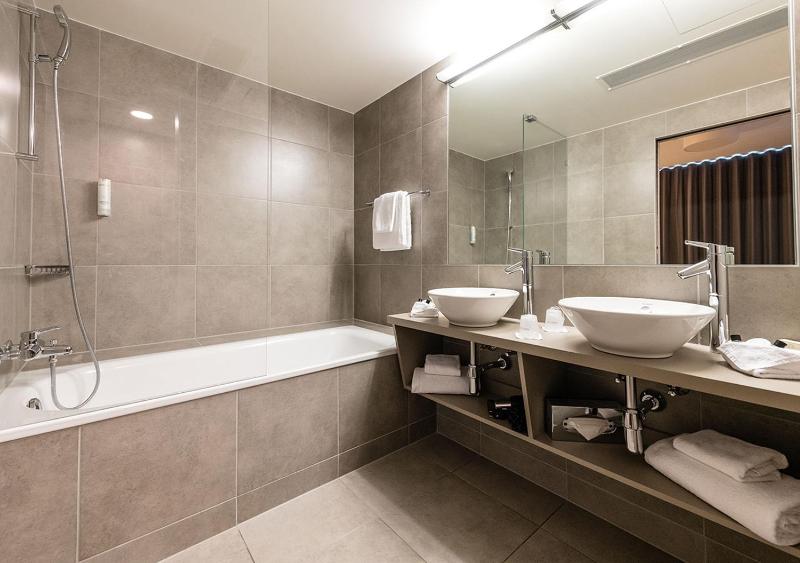 Junior Suite image 2