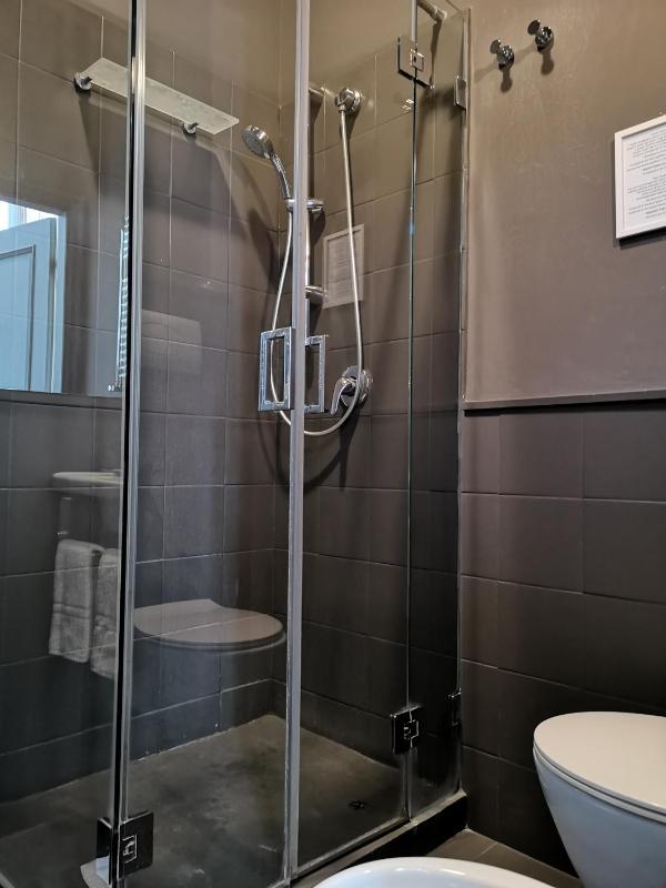 Double Room with Sea View image 4