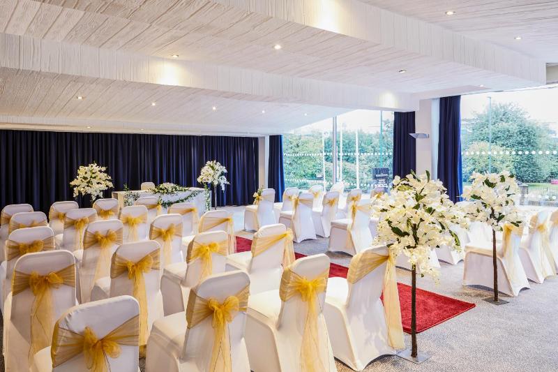 Mercure Nottingham Sherwood Hotel - image 6