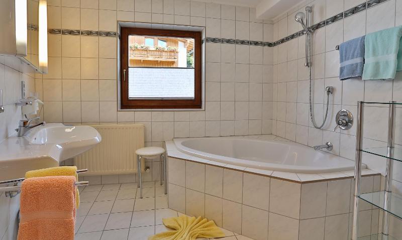Three-Bedroom Apartment image 4